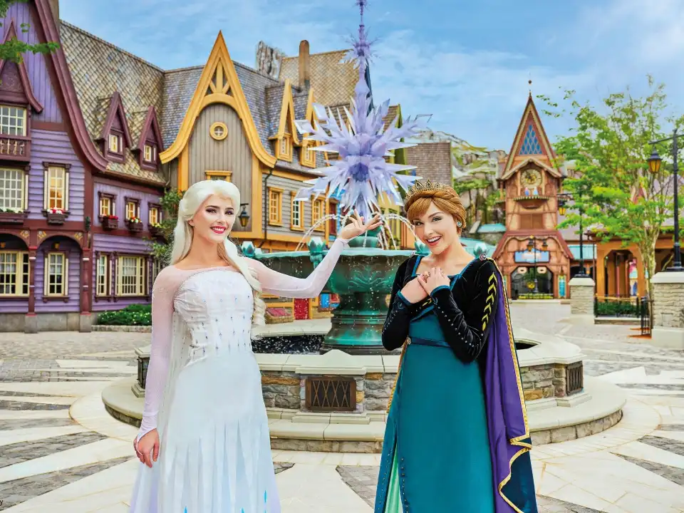 Anna and Elsa from the World of Frozen at the Hong Kong Disneyland