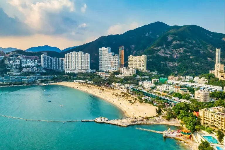 香港浅水湾泳滩指南：邻近旺角帝盛酒店的游泳、餐饮与一日游好去处