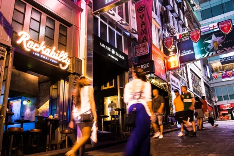 Hong Kong Nightlife Guide: Best Bars, Clubs & Night Scenes Near Dorsett Mongkok